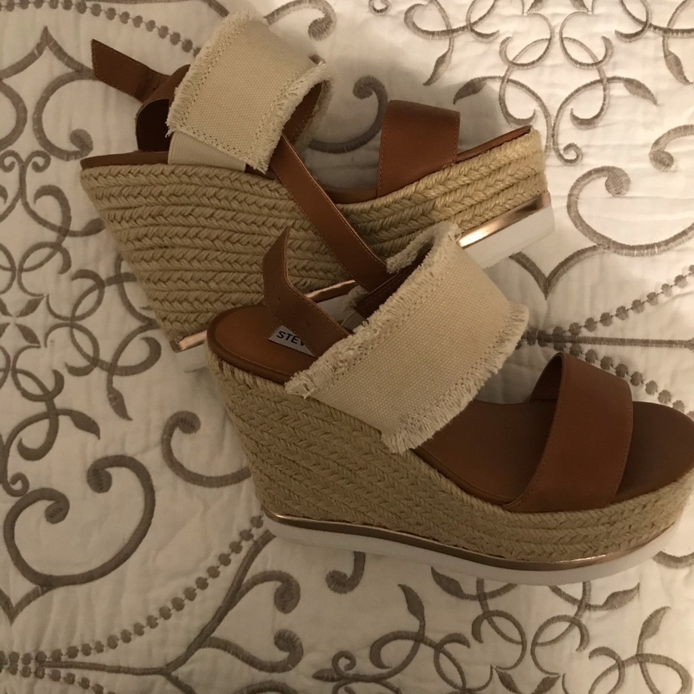 Steve Madden wedges size 6.5